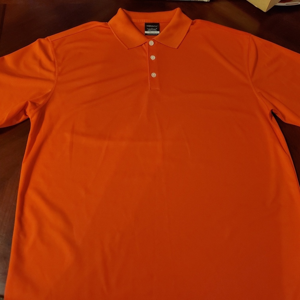 Nike Dry-Fit Golf Shirt